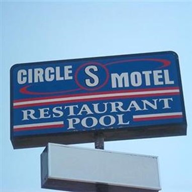 Circle S Motel