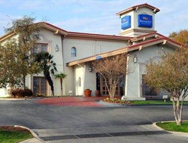 Baymont Inn & Suites Wurzbach San Antonio