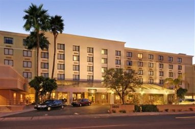 Radisson Hotel Phoenix City Center
