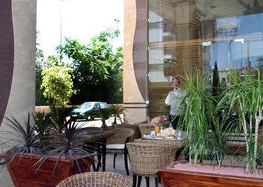 Zahrat Al Jabal Fez Hotel