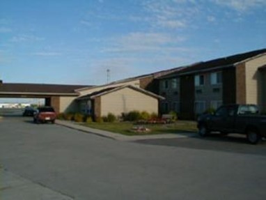 Fireside Inn and Suites Devils Lake