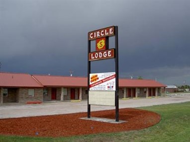 Circle S Lodge