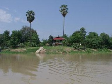 Uthai River Lake Resort Uthai Thani