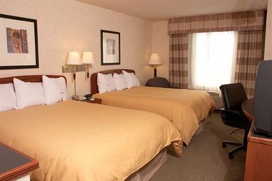 Country Inn & Suites Dayton South