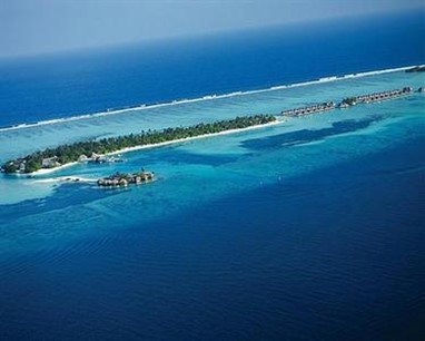 Four Seasons Resort Maldives at Kuda Huraa