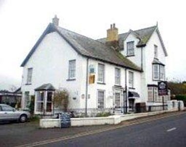 Highcliffe Hotel & Dolphin Bay Apartments Aberporth