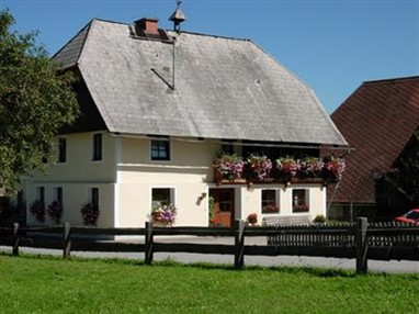 Bauernhof Spreitzer Farmhouse Apartments Sankt Georgen ob Murau