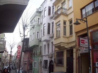Roncalli Suites Istanbul