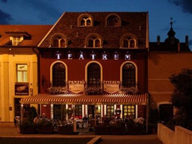 Teatrum Panzio Gyor