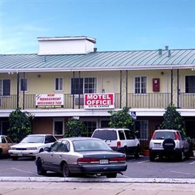 Stockton Travelers Motel