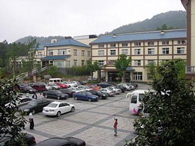 Baicaoyuan Holiday Hotel Huzhou
