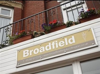 Broadfield Hotel