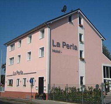 Hotel La Perla Hilden
