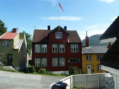 Red Old House Tromso Apartment