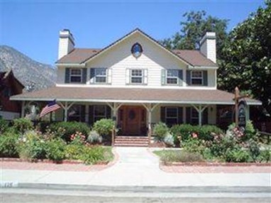 Kern River Inn Bed & Breakfast