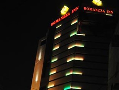 Hotel Romanzza Inn