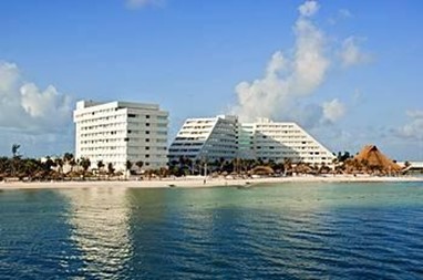 Oasis Palm Beach Resort Cancun