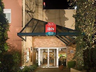 Hotel Ibis Grenoble Universite Gieres