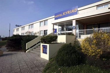 Kyriad Hotel Nemours