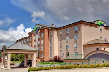Holiday Inn Express Hotel & Salmon Arm