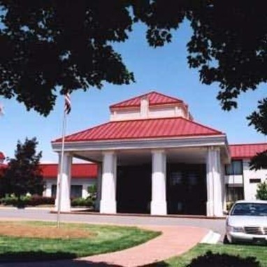 The Village Inn Golf & Conference Center