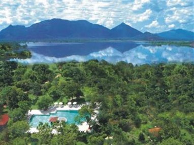 Amaya Lake Resort Dambulla