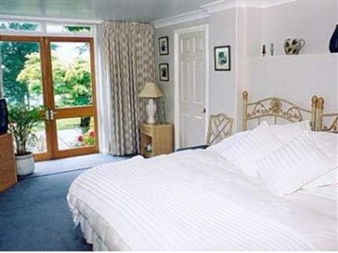 Spinneycross Bed and Breakfast Kingsdown Box