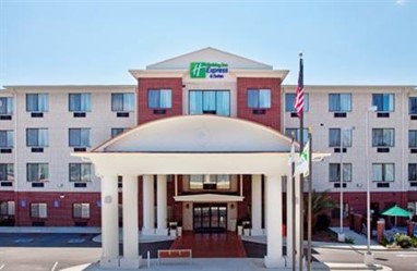 Holiday Inn Express Hotel & Suites Biloxi Ocean Springs