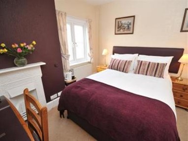Clairmont Guest House Telford
