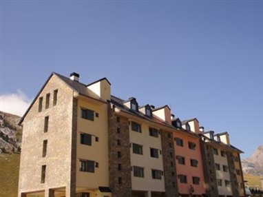 Apartamentos Edificio Riglos Aisa