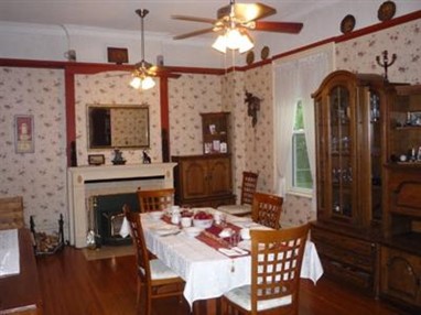 Place Victoria Place Bed & Breakfast