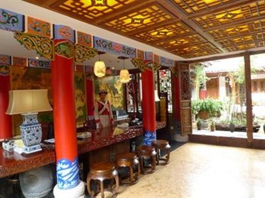 Lijiang Shishan House