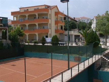 Villa Tennis
