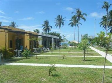 The Blue Parrot Beach Resort