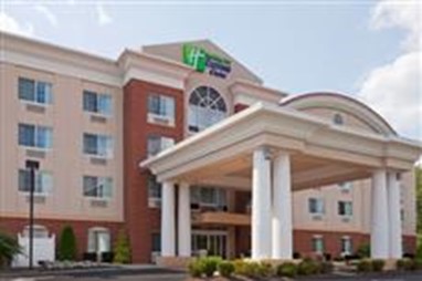 Holiday Inn Express Suites Middleboro