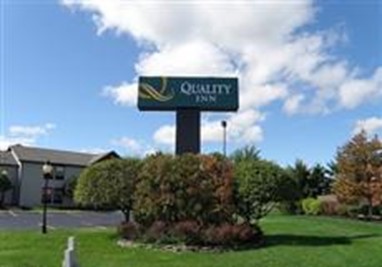 Quality Inn Auburn Indiana