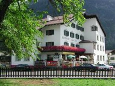 Hotel Neue Post und Appartements Villa Rosa Holzgau