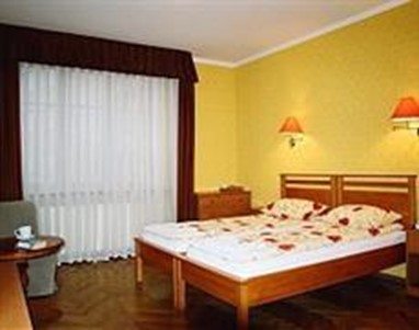 Home &Travel Suites Krakow