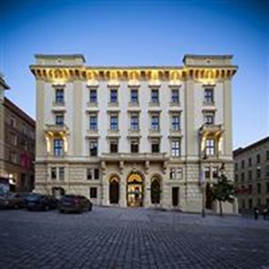 Comsa Brno Palace
