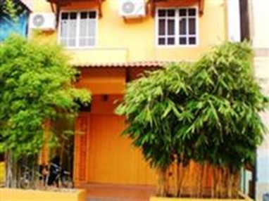 Yellow Mansion Hostel