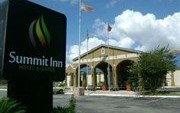 Summit Inn Hotel and Suites