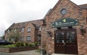 Pear Tree Inn and Country Hotel