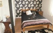 The Queens Head Bed and Breakfast Tring