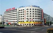Motel 168 Zhangjiagang Jingang Avenue