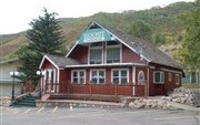 Roost Lodge