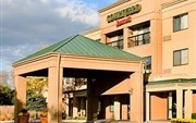 Courtyard by Marriott Chicago West Dundee