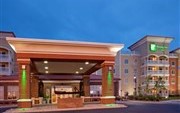 Holiday Inn Hotel & Suites Maple Grove - Arbor Lakes