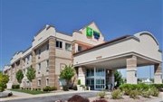 Holiday Inn Express Hotel & Suites Lincoln North