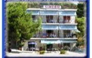 Simeon Hotel & Apartments Poros