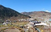 Tibet Yaoquan Mountain Village